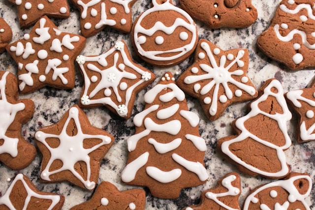 How to make Christmas Gingerbread Cookies