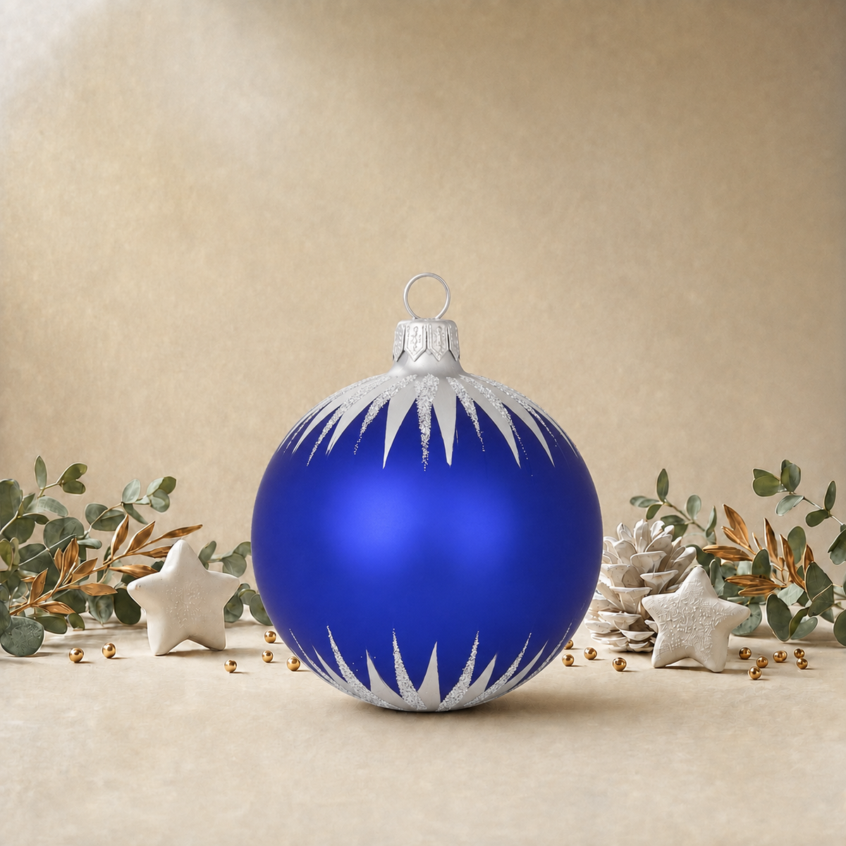 Medium Blue Bauble with Silver Icicles back
