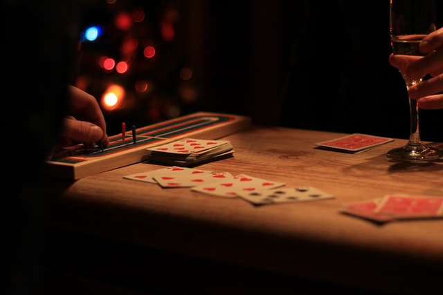 Christmas Games - 6 Ideas for Kids and Adults