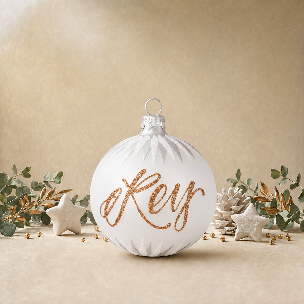 White Bauble with Silver Icicles front